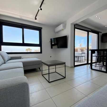 Sea La Vie #1 - Luxury Seaview Apartment Paphos Extérieur photo