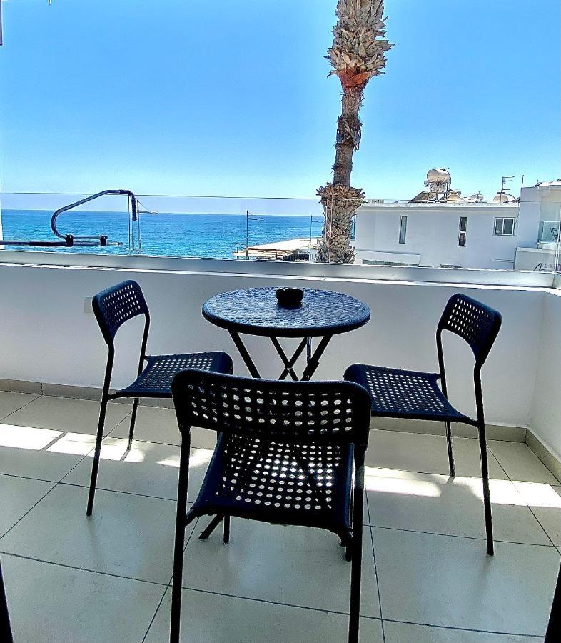 Sea La Vie #1 - Luxury Seaview Apartment Paphos Extérieur photo