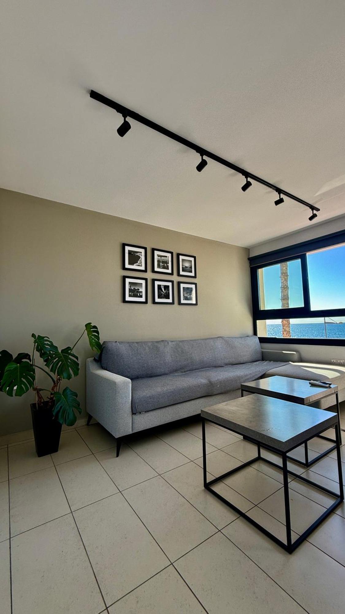 Sea La Vie #1 - Luxury Seaview Apartment Paphos Extérieur photo